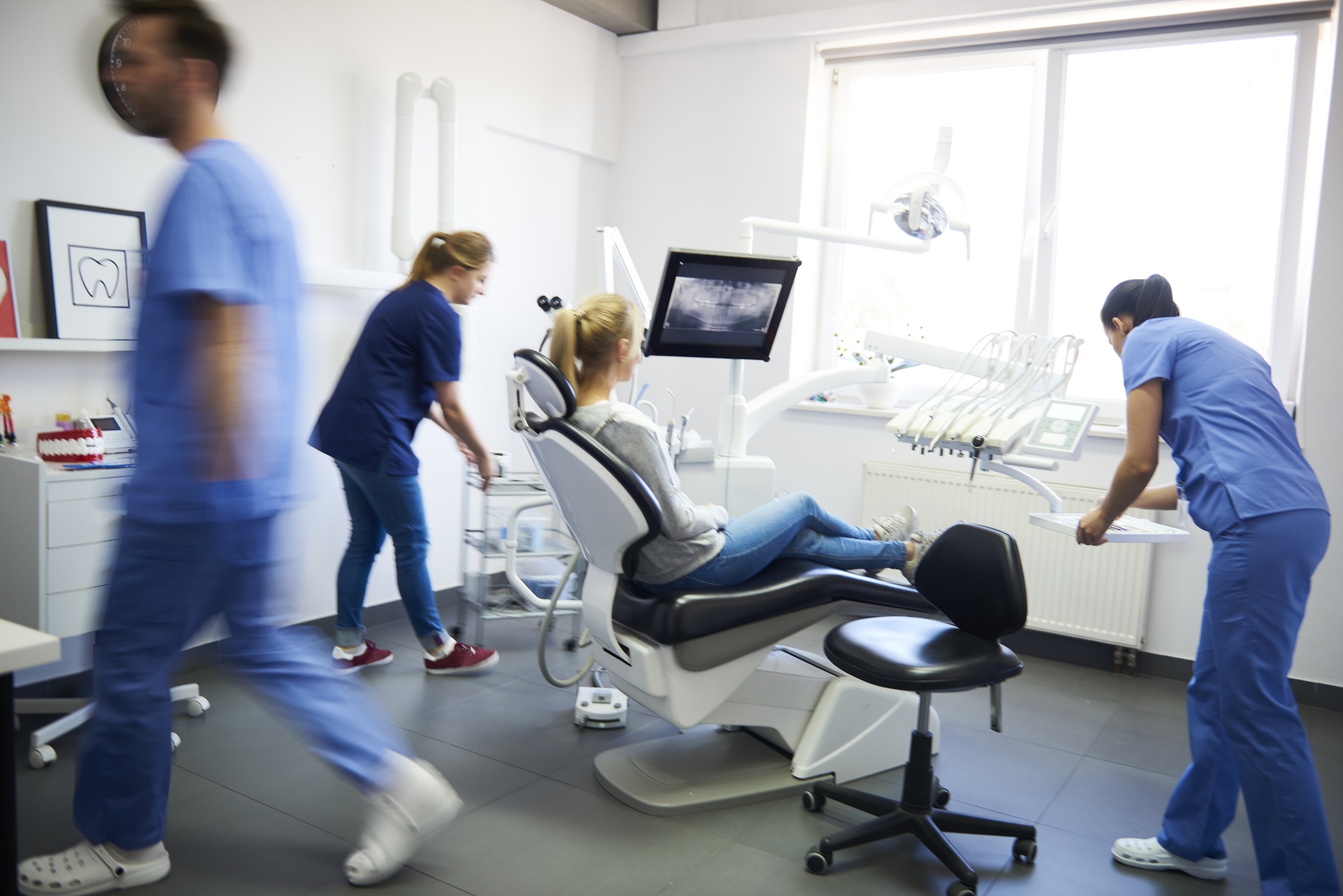 How Dentists Can Use Good Communication to Improve Practice Performance